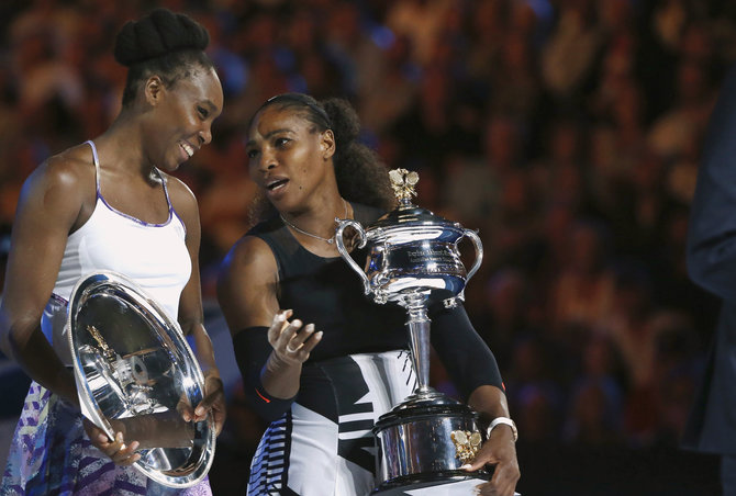 „Scanpix“ nuotr./Serena Williams „Australian Open“ finale pranoko seserį Venus