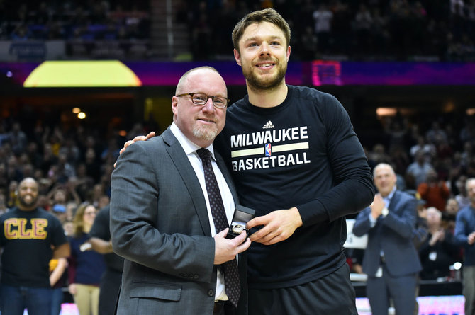 USA Today Sports/Davidas Griffinas ir Matthew Dellavedova