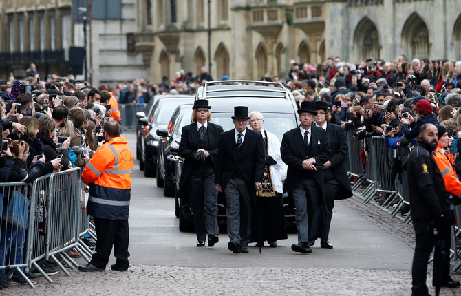 AFP/„Scanpix“ nuotr./Stepheno Hawkingo laidotuvės