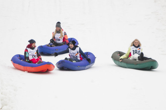 Akimirka iš sporto renginio „Snow Kayak 2016“