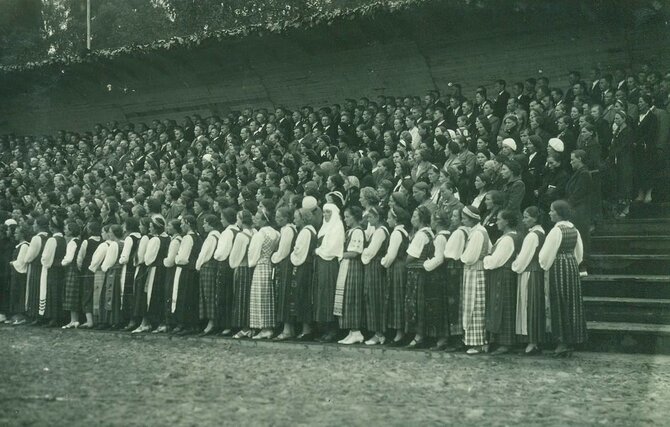 Kupiškio etnografijos muziejaus nuotr. /Dainų šventė Panevėžyje