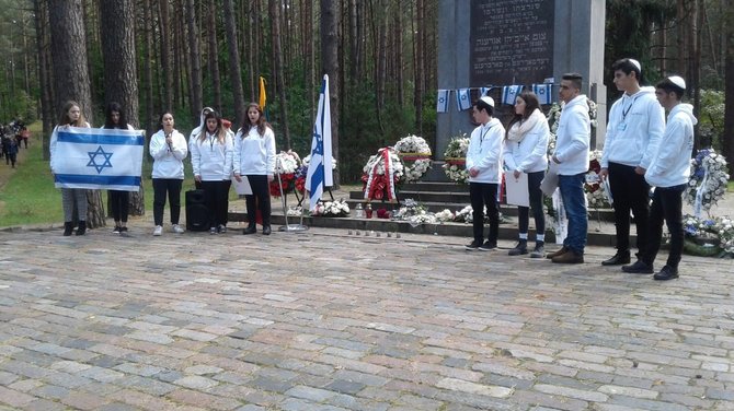 Izraelio ambasados nuotr./Izraelio moksleiviai Lietuvoje 