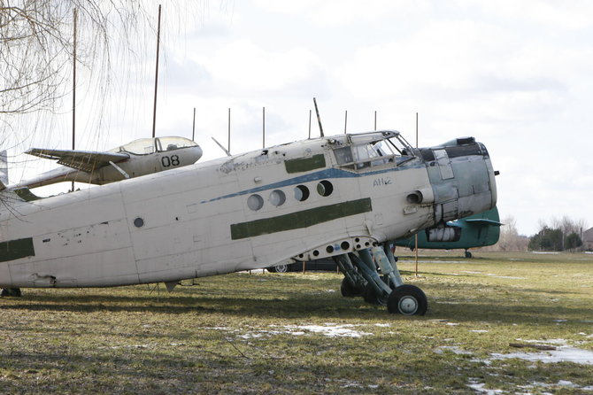 „Scanpix“ nuotr./Senas An-2 lėktuvas Panevėžio aerodrome