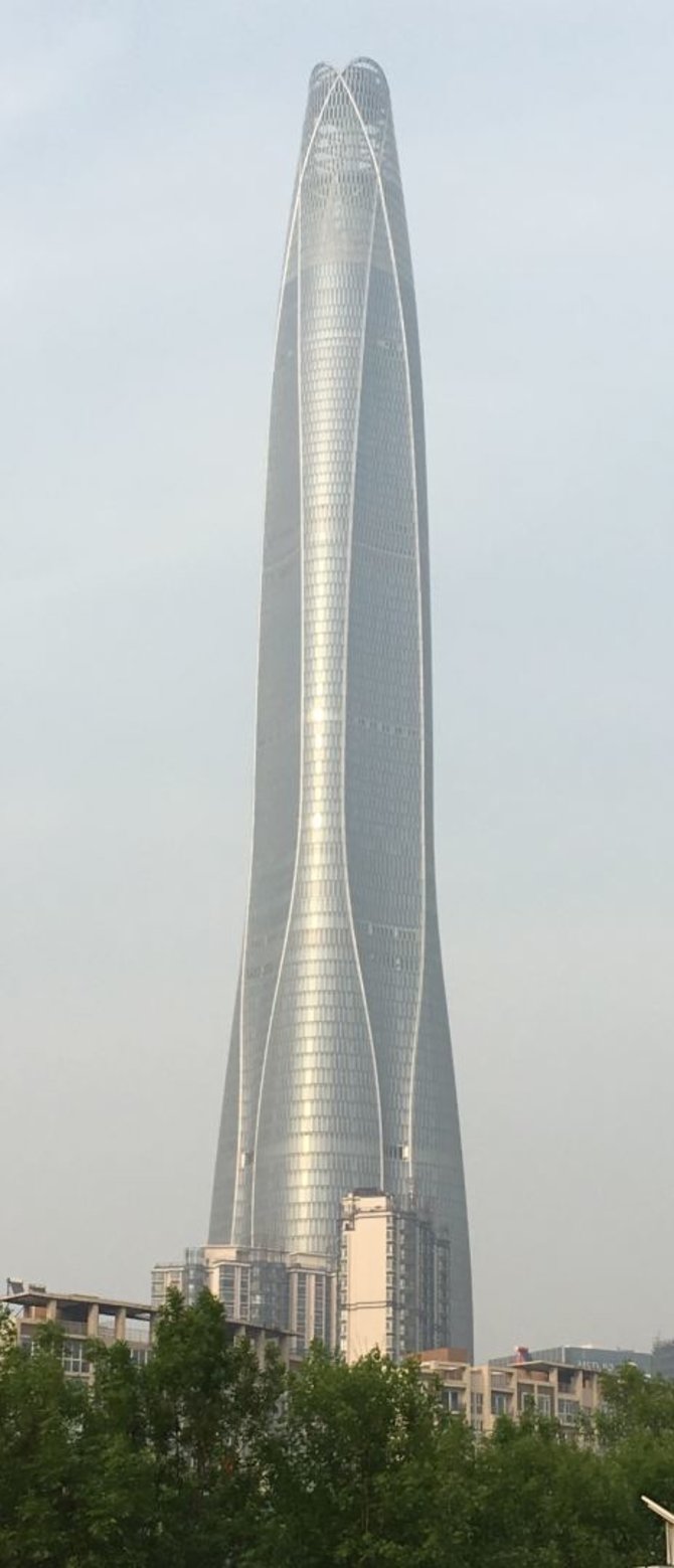 Wikimedia Commons (CC BY-SA 4.0) nuotr./„Tianjin CTF Finance Centre“ dangoraižis
