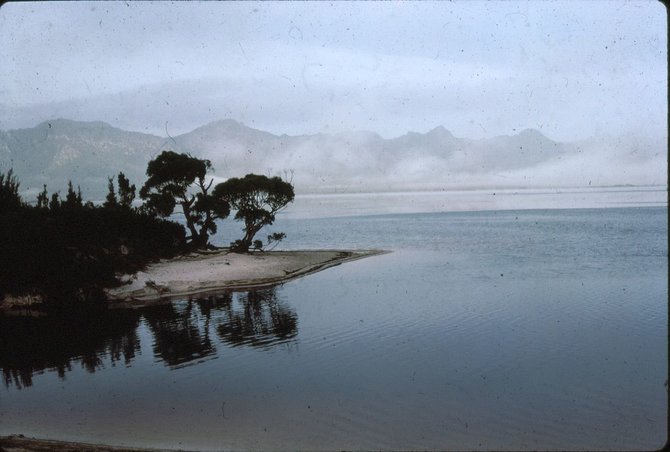 Wikimedia Commons nuotr. / CC BY-SA 2.0/Pederio ežeras prieš jį užtvenkiant