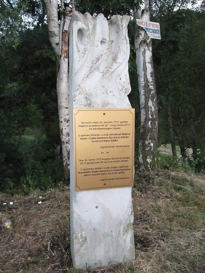 Wikimedia Commons nuotr. / CC BY-SA 3.0/Monumentas tragedijos aukoms Srbska Kamenicėje