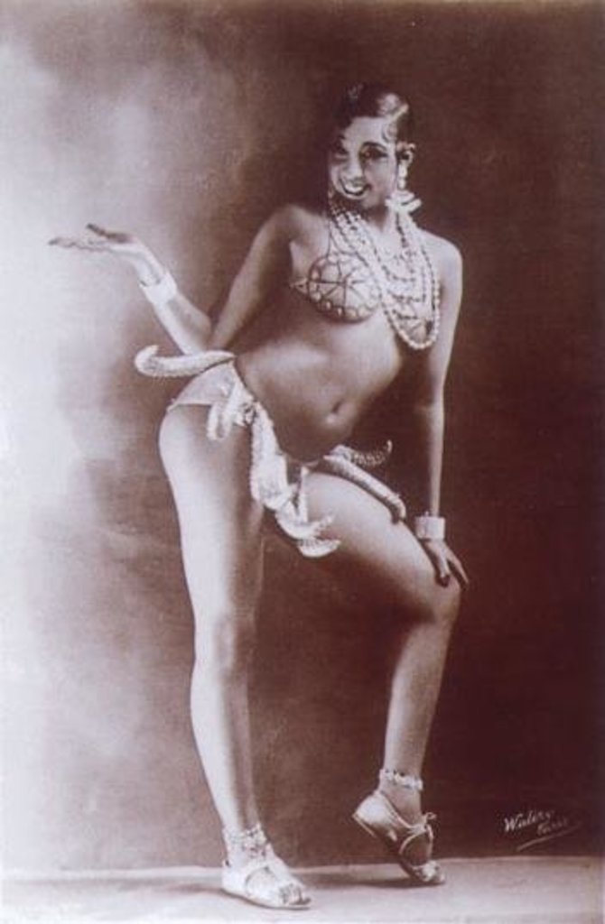 Wikimedia Commons / Public Domain nuotr./Striptizo šokėja Josephine Baker, 1926 m.