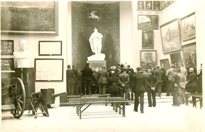 Photo of Kaunas City Museum funds  Exposition of Vytautas the Great War Museum.  XX a.  4 dec. 
