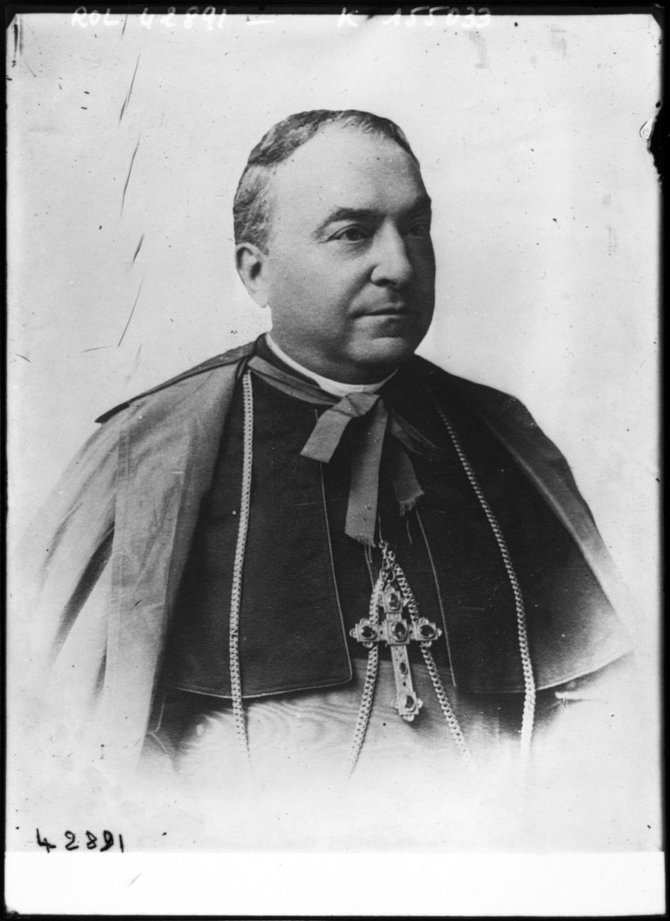 Prancūzijos nacionalinės bibliotekos fotografija. Per Europeana./Vatikano valstybės sekretorius kardinolas Pietro Gasparri 1914 m. 