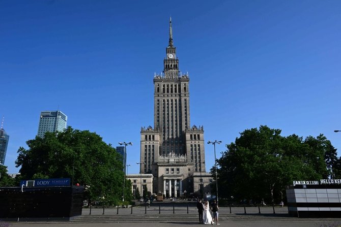 AFP/„Scanpix“ nuotr./Lenkijos kultūros ir mokslo rūmai