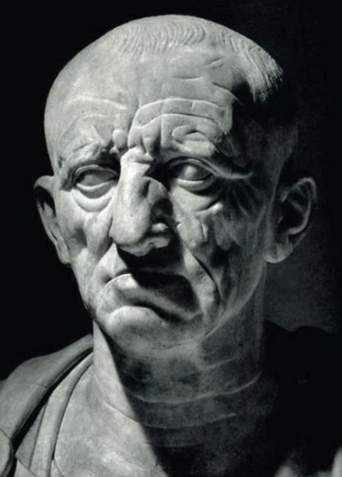 Wikimedia Commons / Public Domain nuotr./Katono Vyresniojo skulptūra