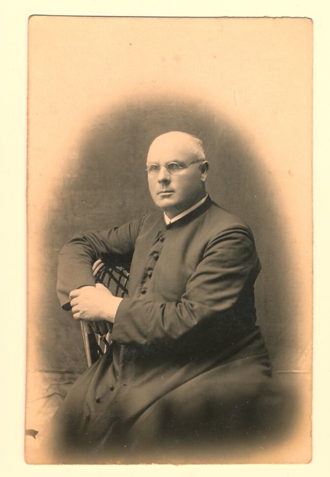 Fot. N. Kopans. Anykščiai, XX a. 3 deš. PAVB./Kunigas Antanas Pauliukas