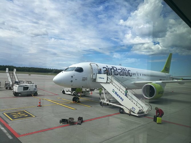 Lėktuvo keleivės nuotr./„Air Baltic“ lėktuvas
