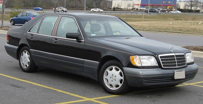 en.wikipedia.org/„Mercedes“ automobilis, panašus į tą, kuriame žuvo Diana