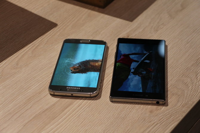 Pauliaus Grinkevičiaus nuotr./„Sony Xperia Z5 Premium“ palyginimas su „Samsung Galaxy S6“