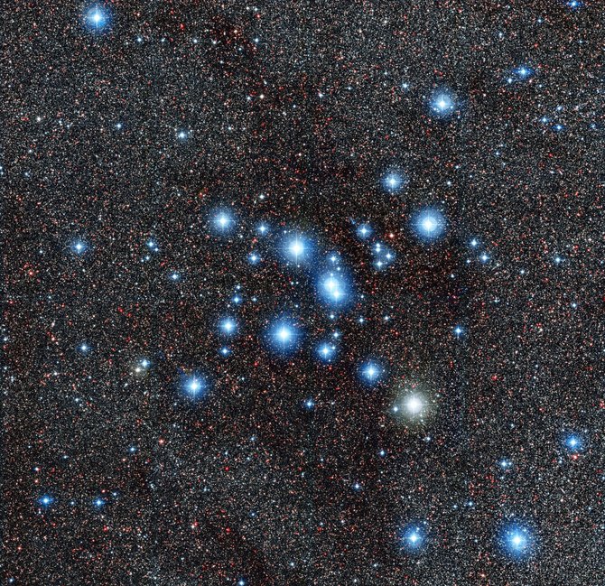 Hubble nuotr./Padrikasis žvaigždių spiečius M7 pro „Hubble“ teleskopą