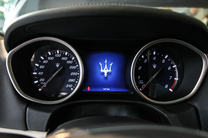Juliaus Kalinsko/15min.lt nuotr./„Maserati Ghibli“