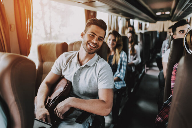 Shutterstock nuotr./Kelionė autobusu