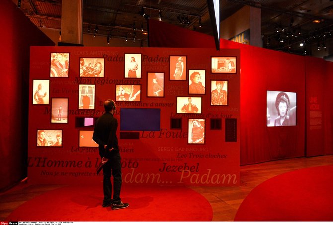 „Scanpix“/„SIPA“ nuotr./Paryžiuje atverta šimtosioms Edith Piaf gimimo metinėms skirta paroda
