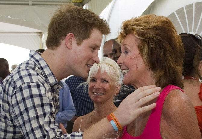 „Scanpix“ nuotr./Princas Harry ir Cilla Black