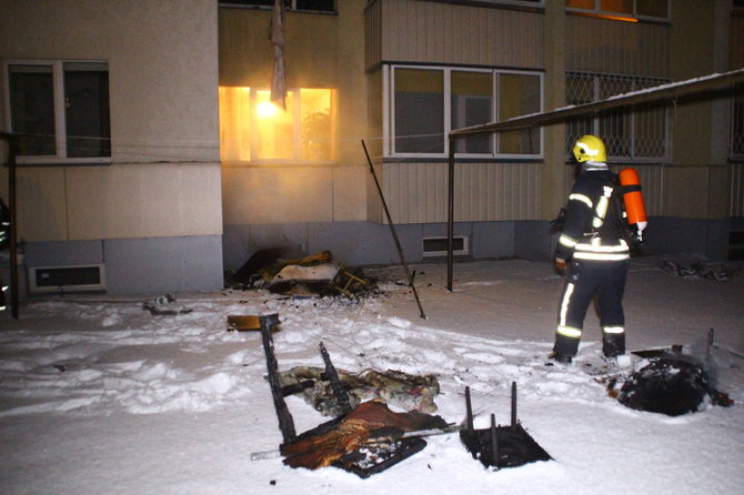 Tomo Markelevičiaus / 15min nuotr./Gaisro vietoje