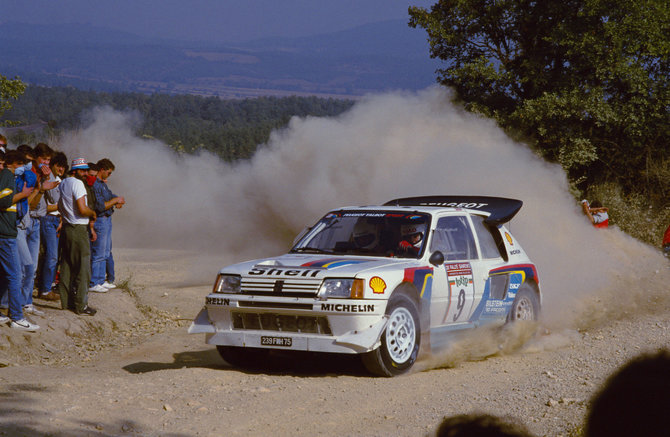 Gamintojo nuotr./Peugeot 205 T16