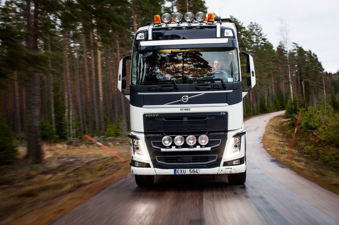 „Volvo Trucks” nuotr./Sunkvežimio vairuotojas