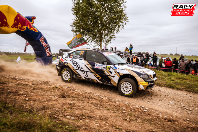Organizatorių nuotr./Ovidijus Vaštakas ir Matas Žalandauskas „Rally Aukštaitija“ varžybose