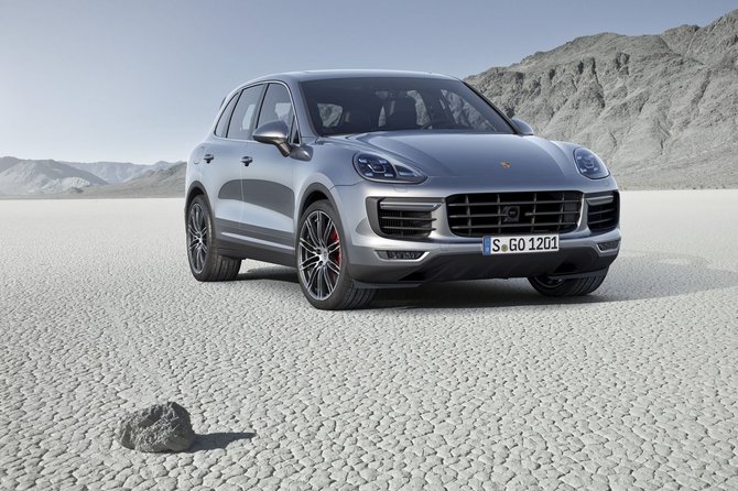 „Porsche“ nuotr./„Porsche Cayenne“