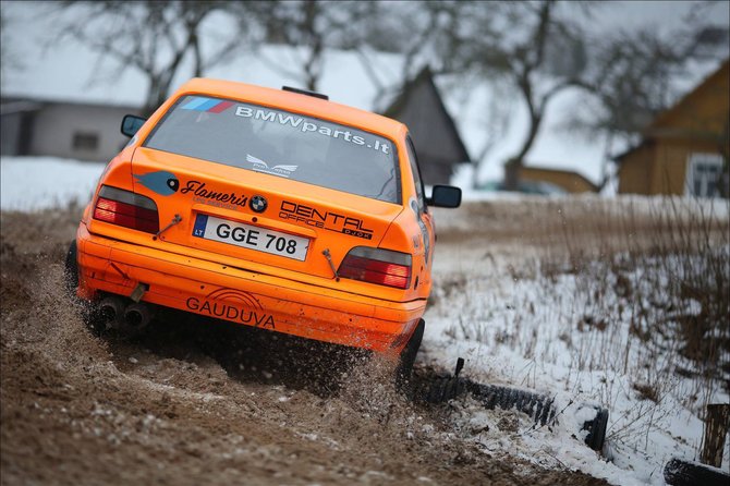 Organizatorių nuotr./Karolis Raišys „Halls Winter Rally 2015“ varžybose