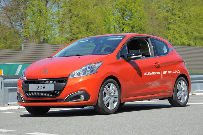 „Peugeot“ nuotr./„Peugeot 208“