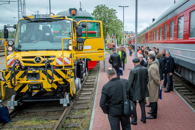 Organizatorių nuotr./Daugiafunkcinis bėginis automobilis „Unimog“