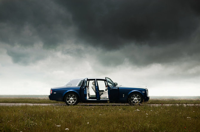 Arnoldo Ivanausko / AI MEDIA nuotr./„Rolls Royce Phantom“