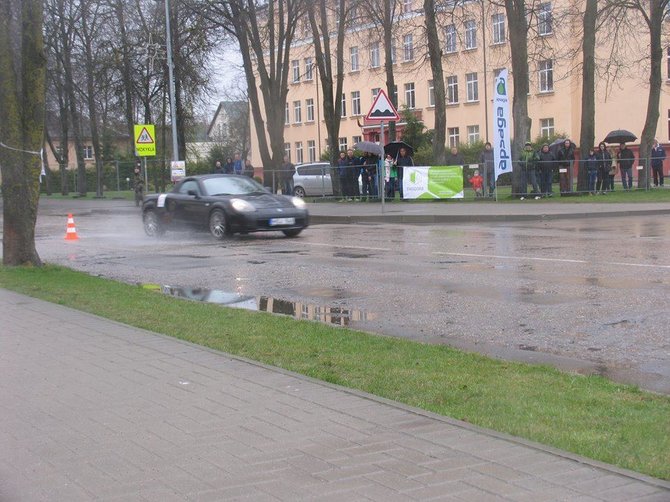 Automobilių sporto klubo „Erdėja“ nuotr./Varžybų akimirka