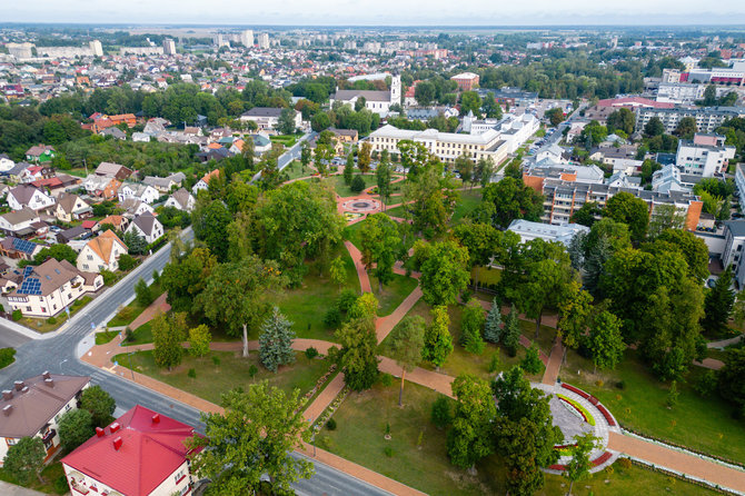 15min/Neatpažįstamai pasikeitė Marijampolės miesto parkai, išgražėjo gatvės. Įvairiems projektams Marijampolėje iš 2014-2020 metų ES fondų investicijų veiksmų programos skirta per 72,7 mln. eurų
