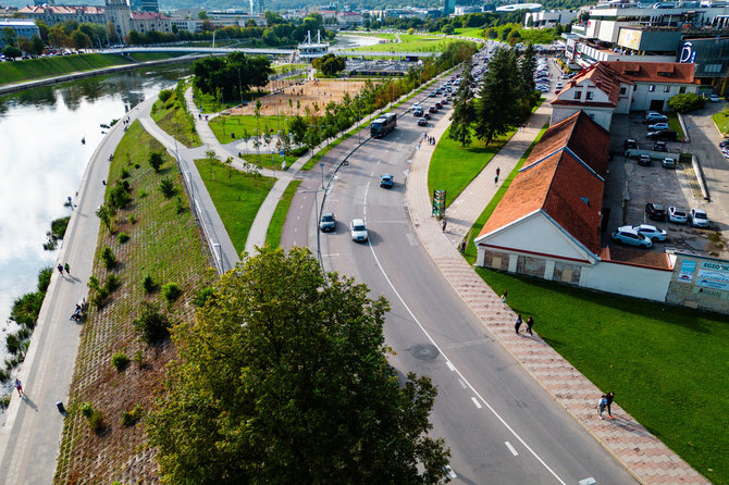 15min/Dėl ES investicijų Vilniuje vis patogiau keliauti dviračiais. Sostinėje jau driekiasi 150 km kokybiškos dviračių infrastruktūros