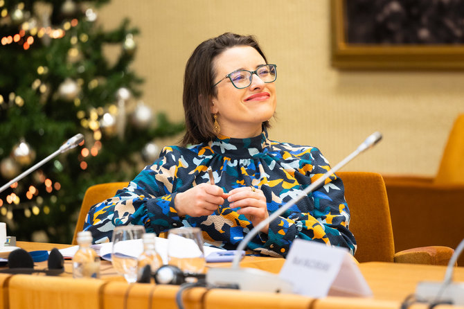 Ilona Šilenkova/Europarlamentarė Karen Melchior 
