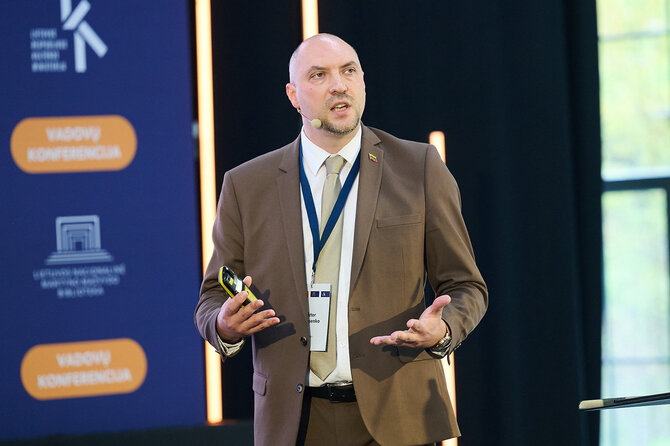 Kultūros viceministras dr. Viktor Denisenko