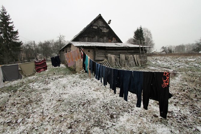 Alvydo Januševičiaus / 15min nuotr./Žmogžudystės sukrėstas Mekių kaimas 