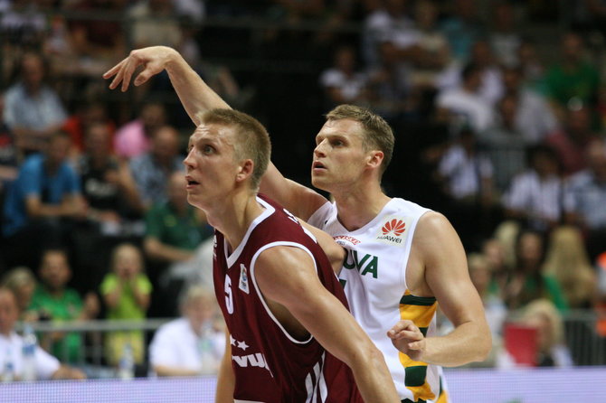 Alvydo Januševičiaus nuotr./Lietuvos krepšinio rinktinė įveikė Latviją 93:74