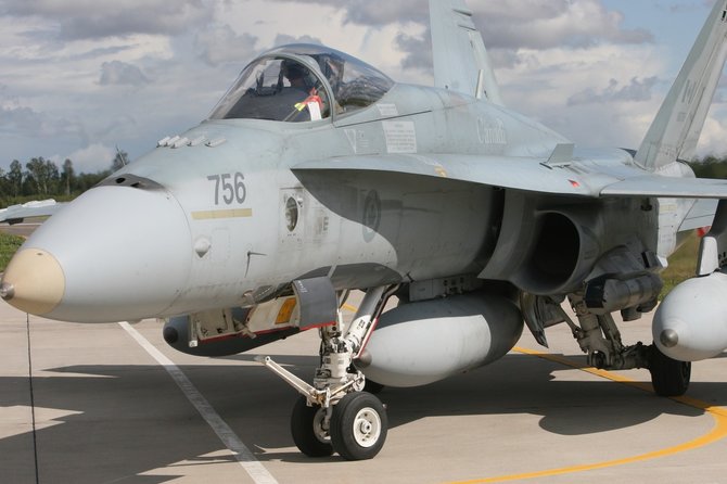 Alvydo Januševičiaus nuotr./NATO oro policijos misija – Kanados naikintuvai F-18