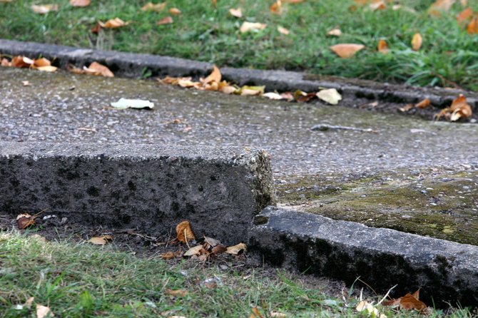 Šešiamečiui jo mamai po rankos lūžio reikėjo tik dėmesio, bet buvo grūdami kyšiai