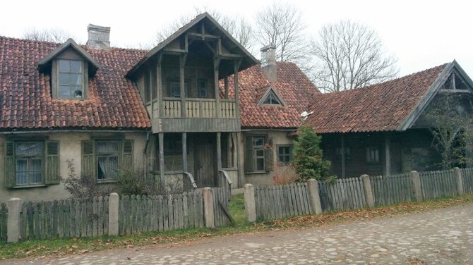 „Cinevilla“ – Latvijoje turistus traukia kino miestelis, kuriame telpa visa amžinybė