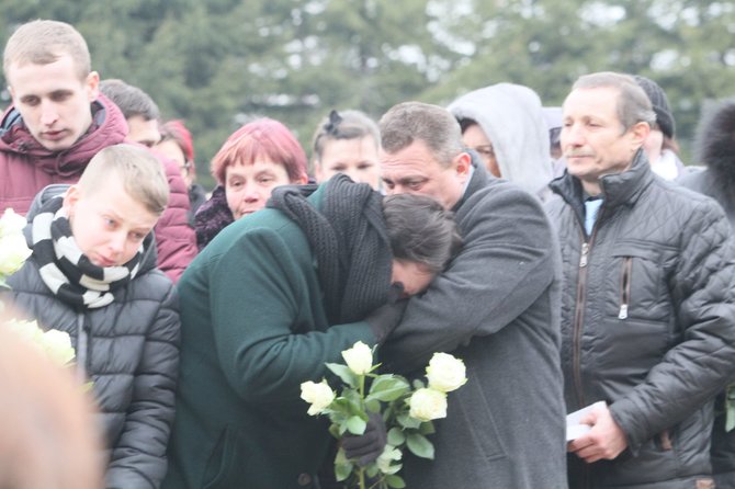 Alvydo Januševičiaus/15min.lt nuotr./Laidotuvių procesija