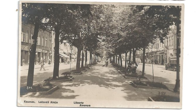 Istorinė Lietuvos Respublikos Prezidentūra Kaune/Laisvės alėja. Kaunas, XX a. 4 dešimtmetis. 