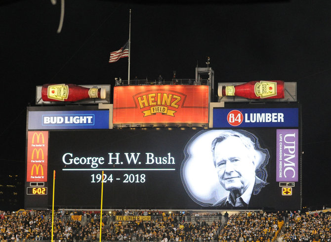 „Reuters“/„Scanpix“ nuotr./Pagerbiamas mirusio George'o H.W.Busho atminimas