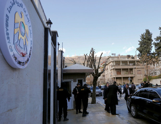 „Reuters“/„Scanpix“ nuotr./Jungtinių Arabų Emyratų ambasada Damaske buvo vėl atidaryta