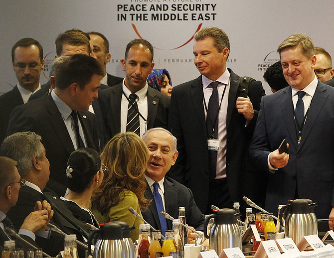 „Scanpix“/AP nuotr./Benjaminas Netanyahu konferencijoje Varšuvoje