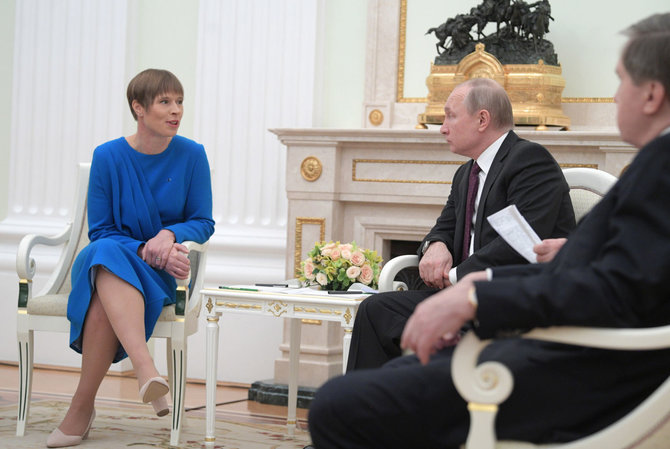 „Scanpix“/ITAR-TASS nuotr./K.Kaljulaid ir V.Putino susitikimas Maskvoje