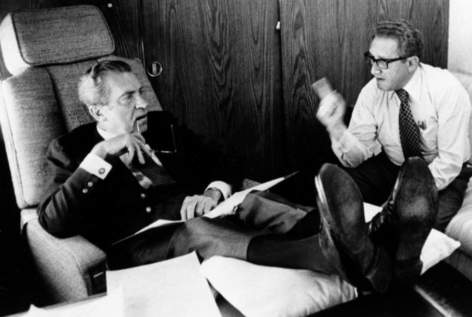 „Scanpix“/AP nuotr./Richardas Nixonas ir Henry Kissingeris 1974 metais 